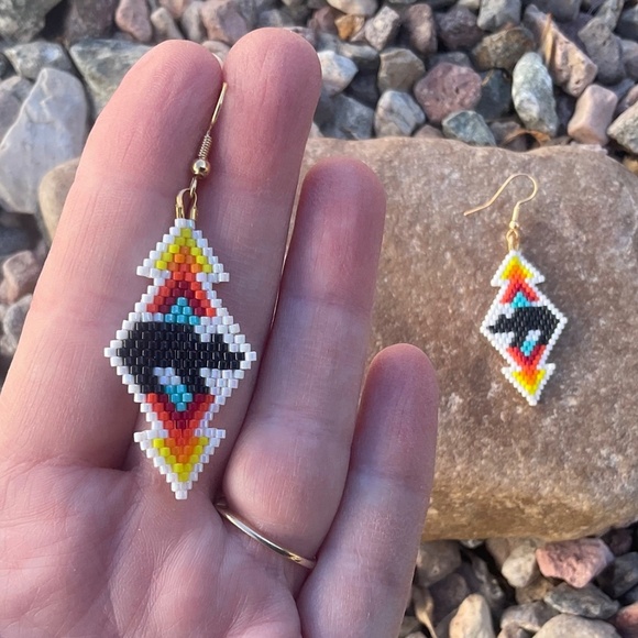 Native Bear Beaded Earrings, New, Handmade by Me - Picture 3 of 6